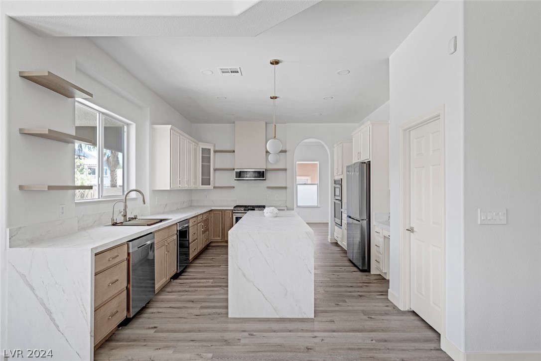 5736 Heather Breeze Court