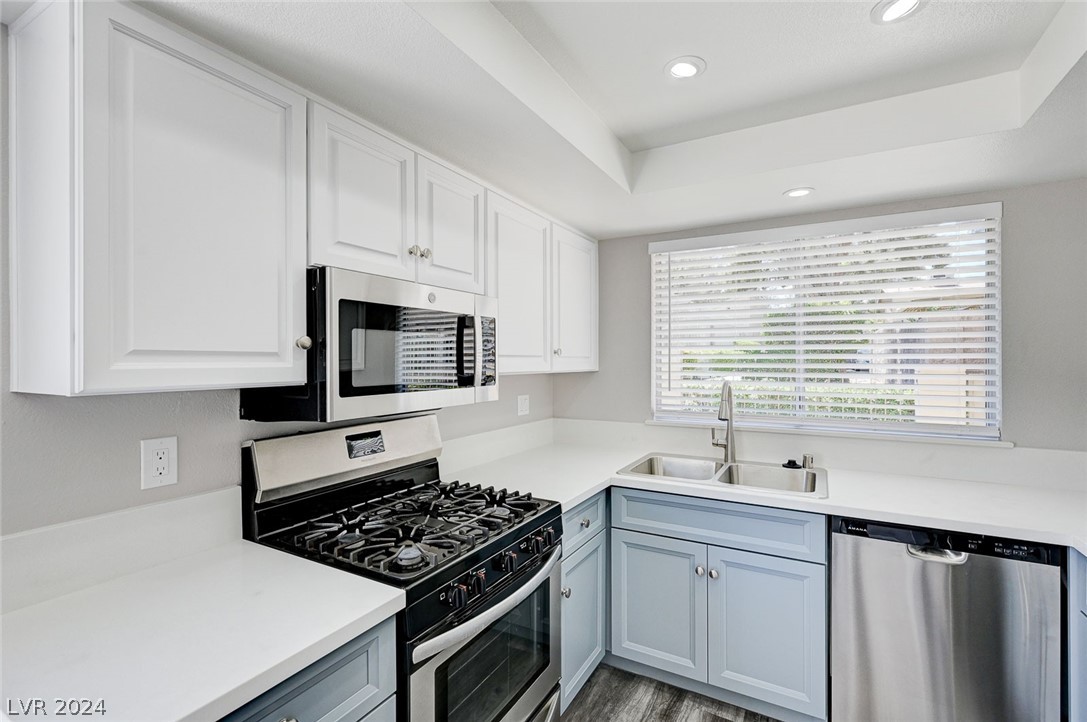 2240 Tall Pine Drive 0
