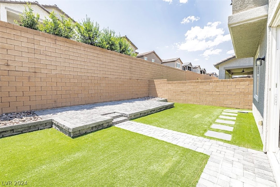 6191 Desert Orchid Way