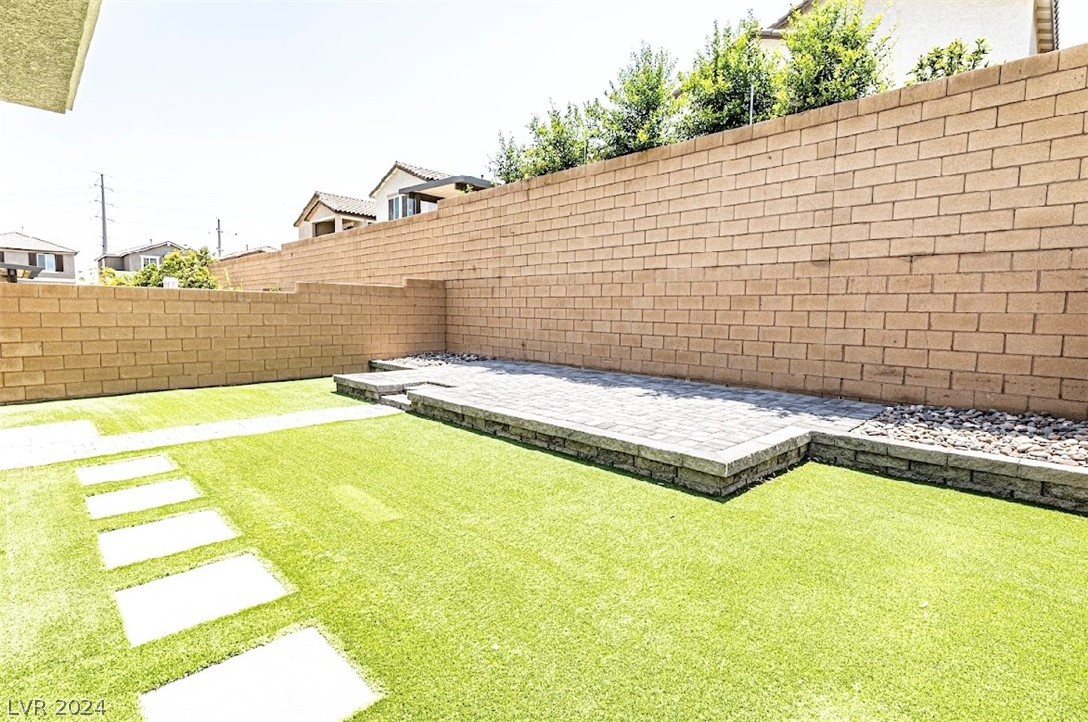 6191 Desert Orchid Way