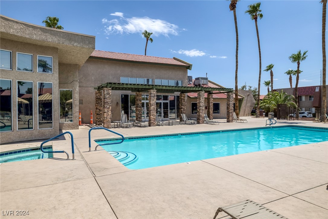 5361 Indian River Drive 332