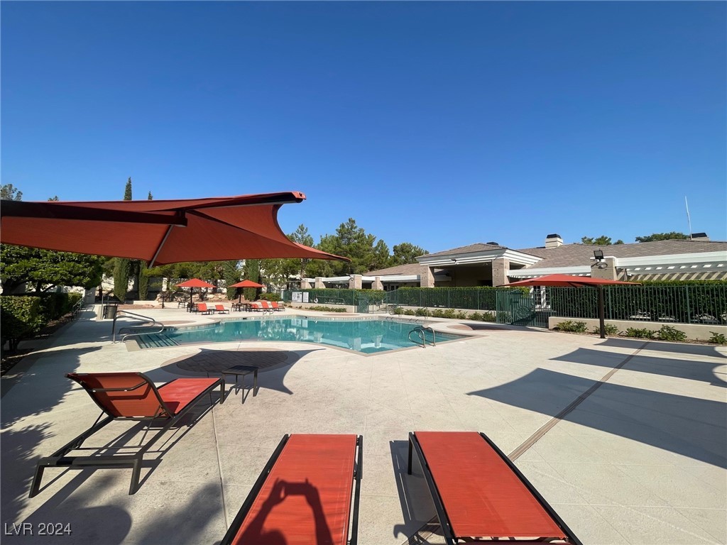 9324 Fontainbleu Drive