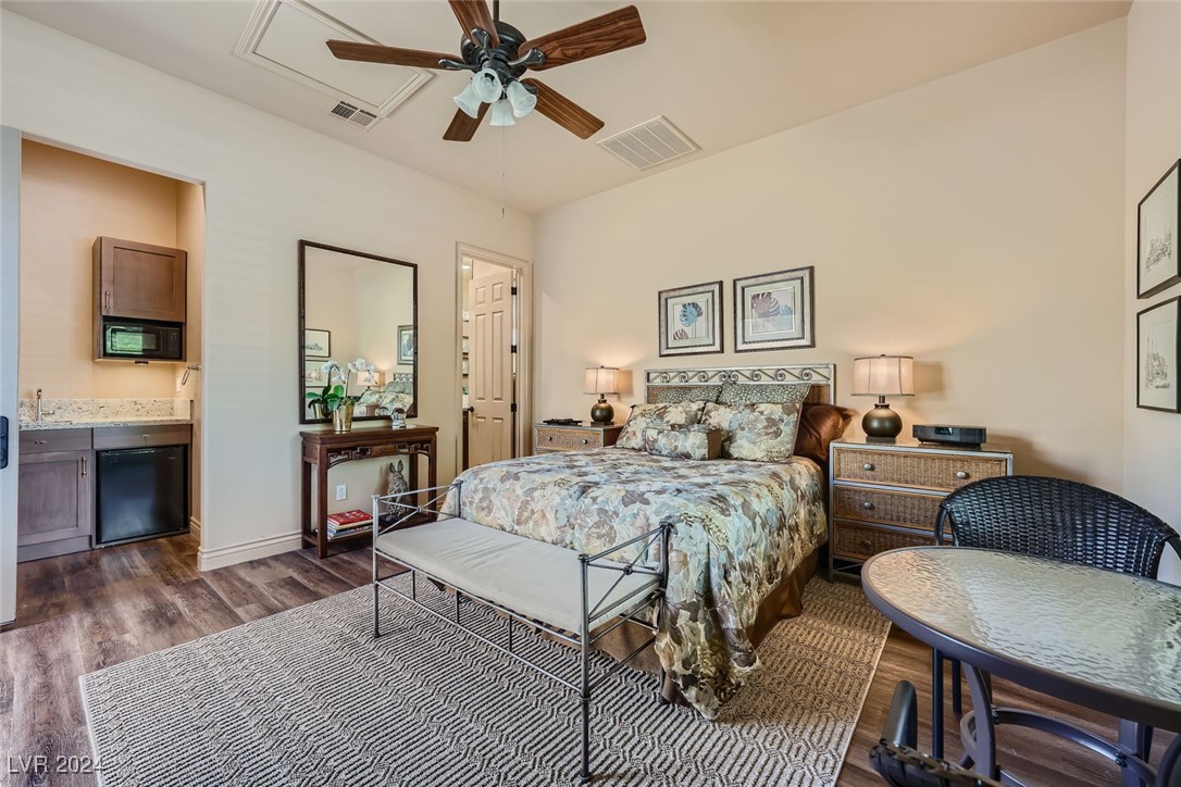 9324 Fontainbleu Drive