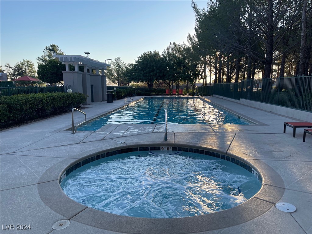 9324 Fontainbleu Drive