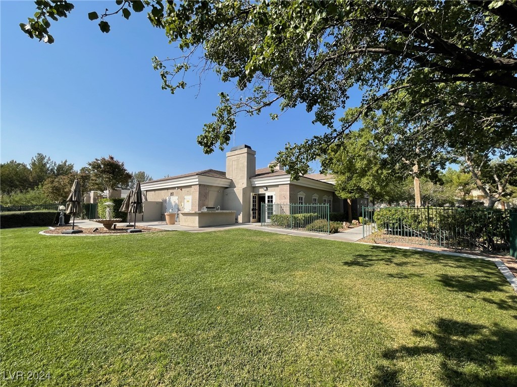 9324 Fontainbleu Drive