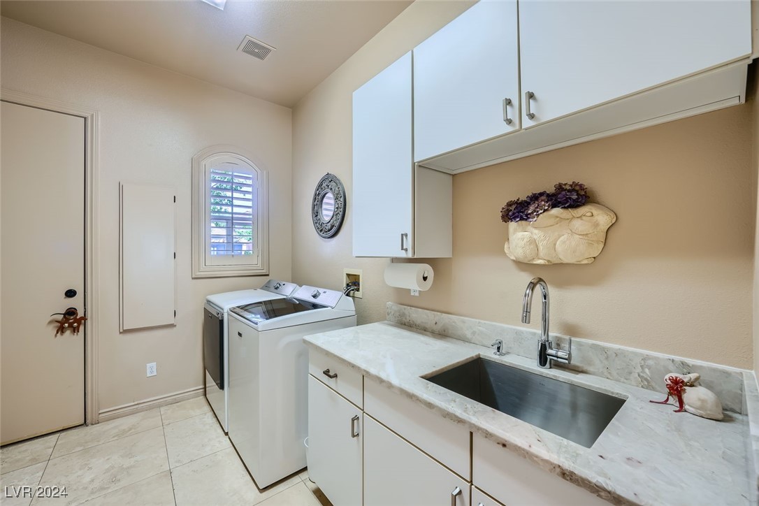 9324 Fontainbleu Drive