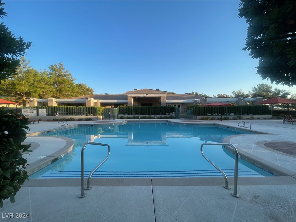 9324 Fontainbleu Drive