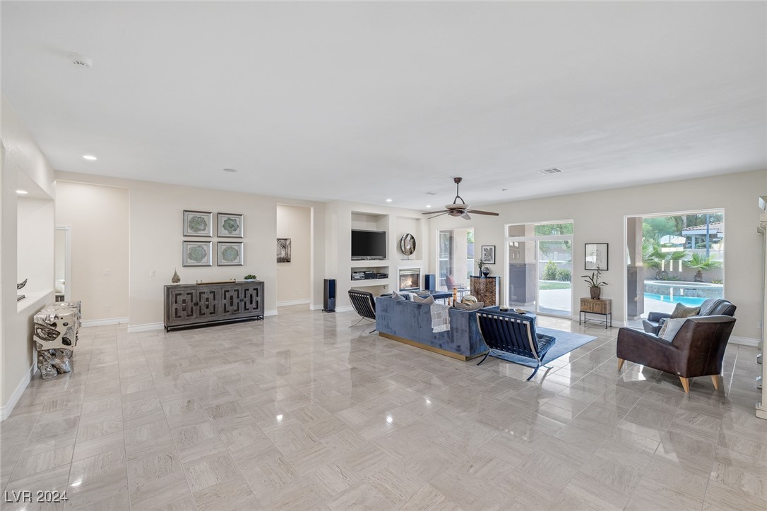 2205 Purple Majesty Court