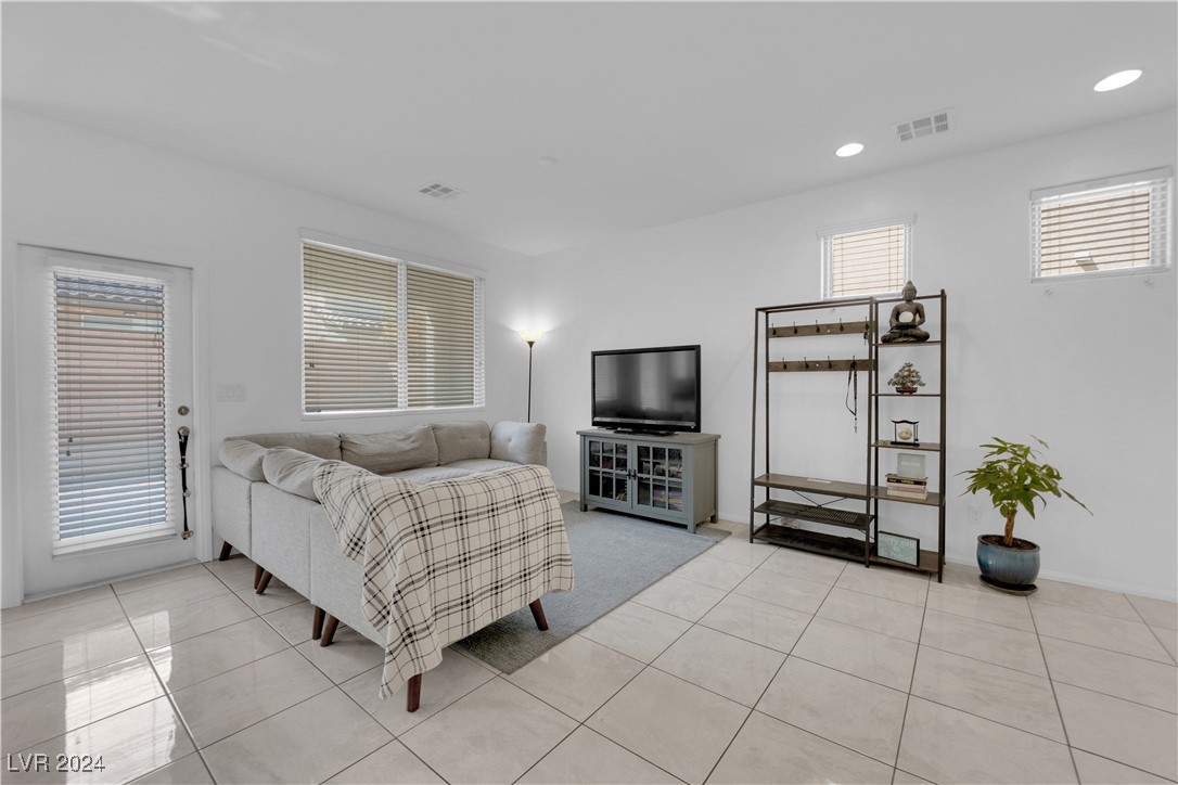 877 Royal Amethyst Way