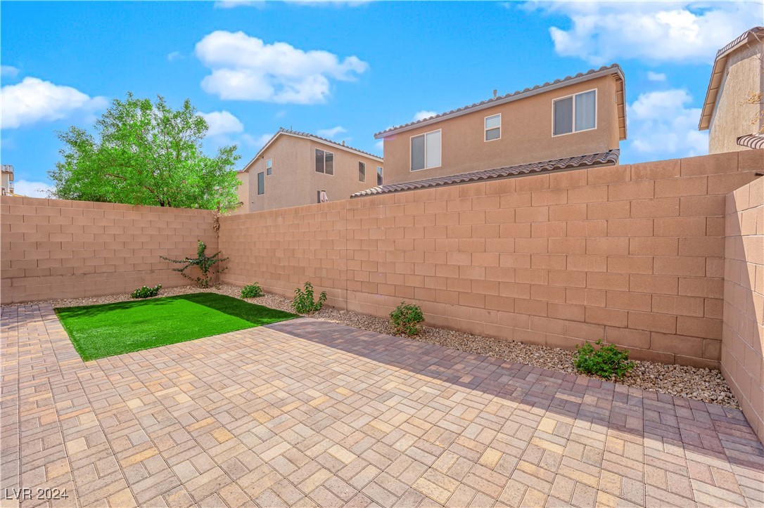 877 Royal Amethyst Way