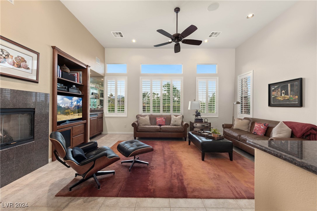 11516 Timber Mountain Avenue