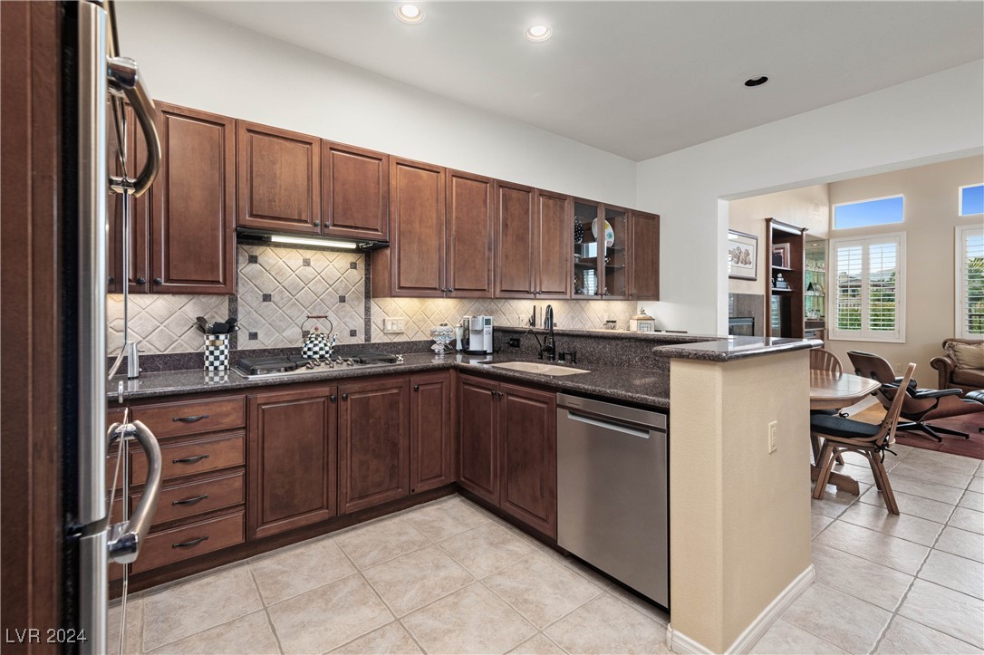 11516 Timber Mountain Avenue