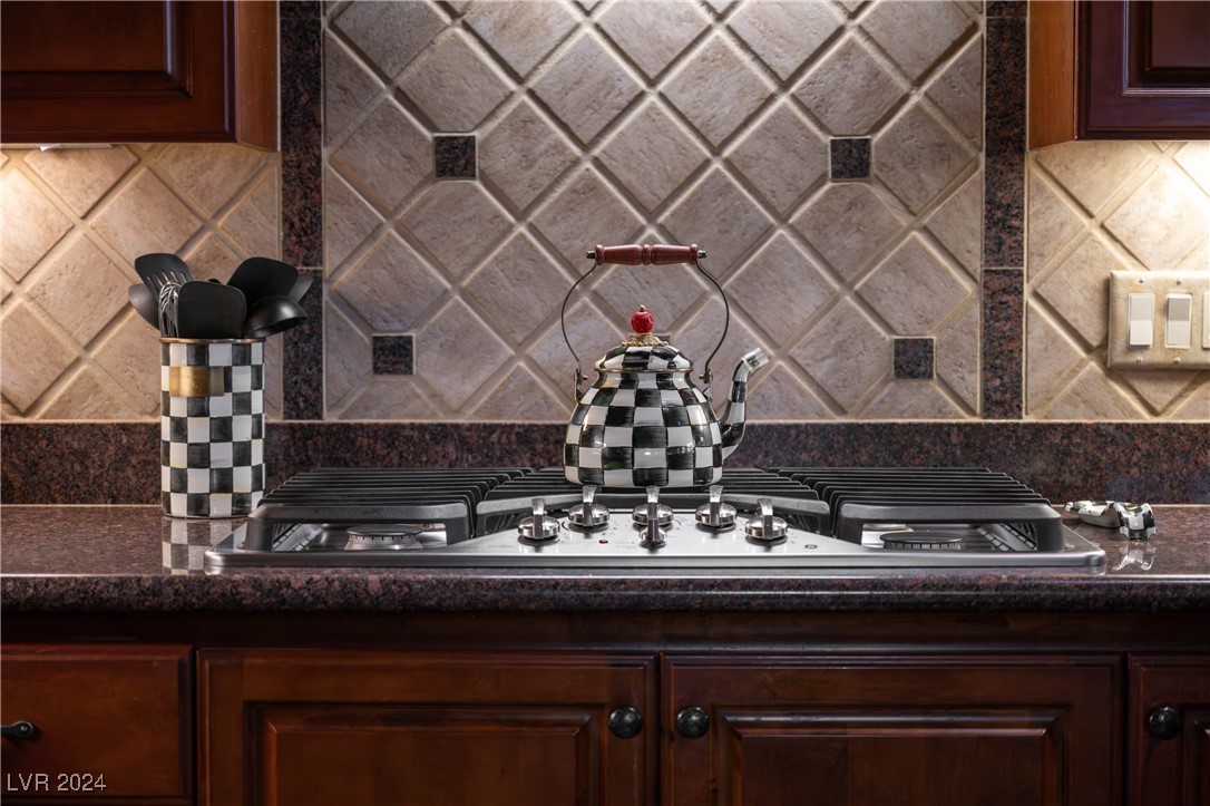 11516 Timber Mountain Avenue