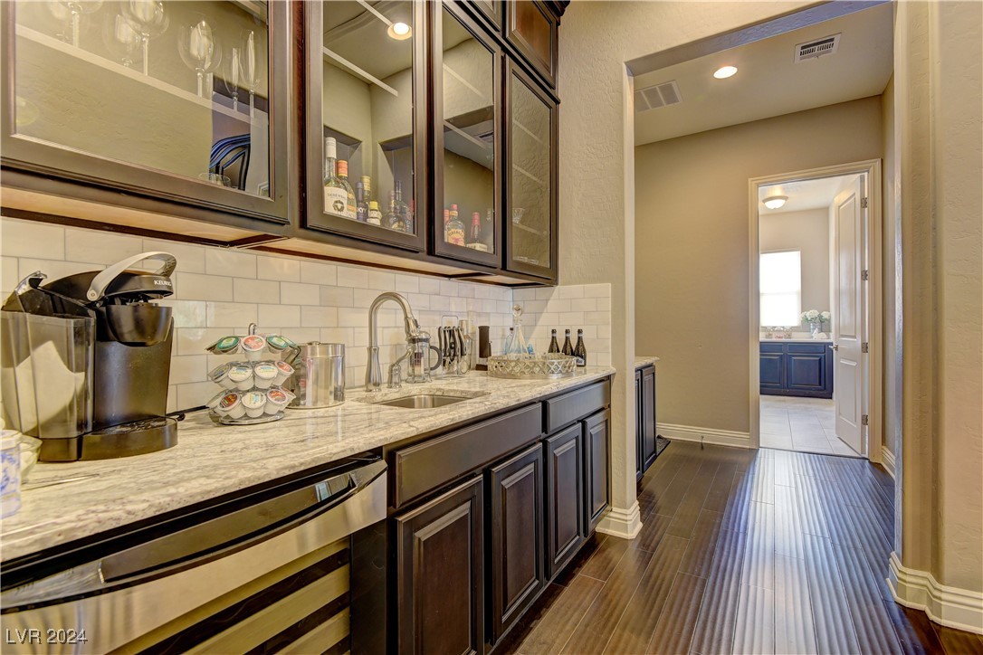 10563 Bryn Haven Avenue