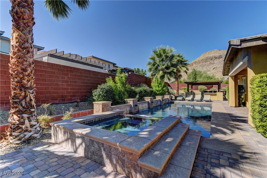 10563 Bryn Haven Avenue