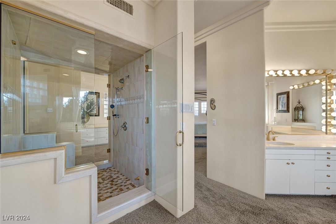 8617 Titleist Circle