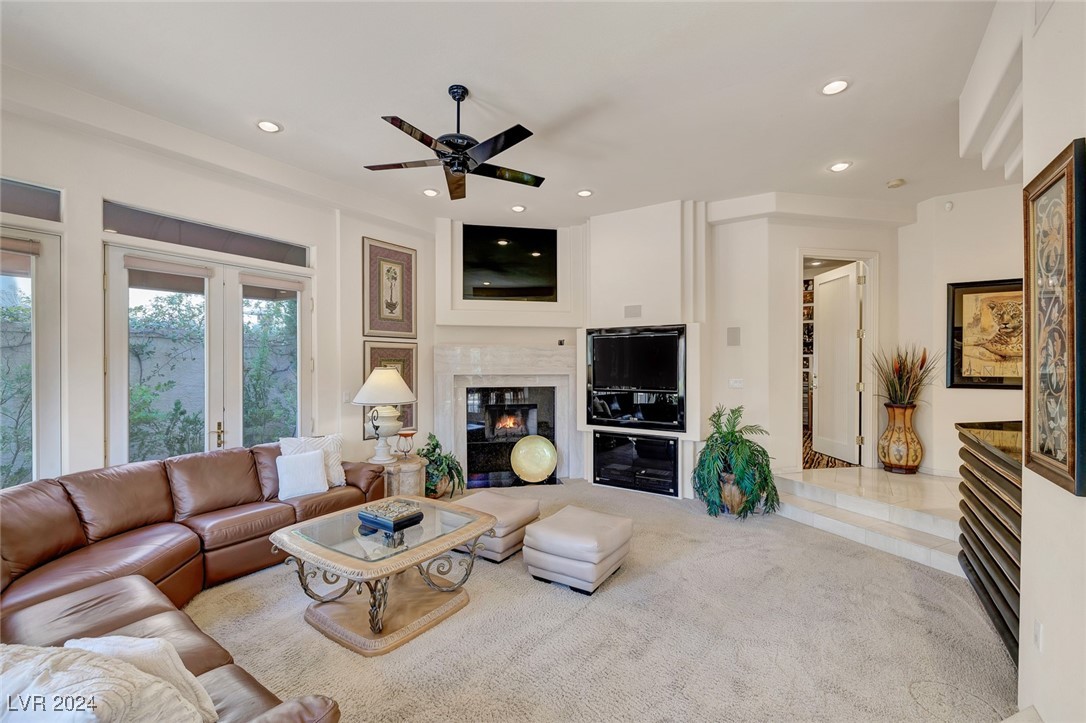 8617 Titleist Circle