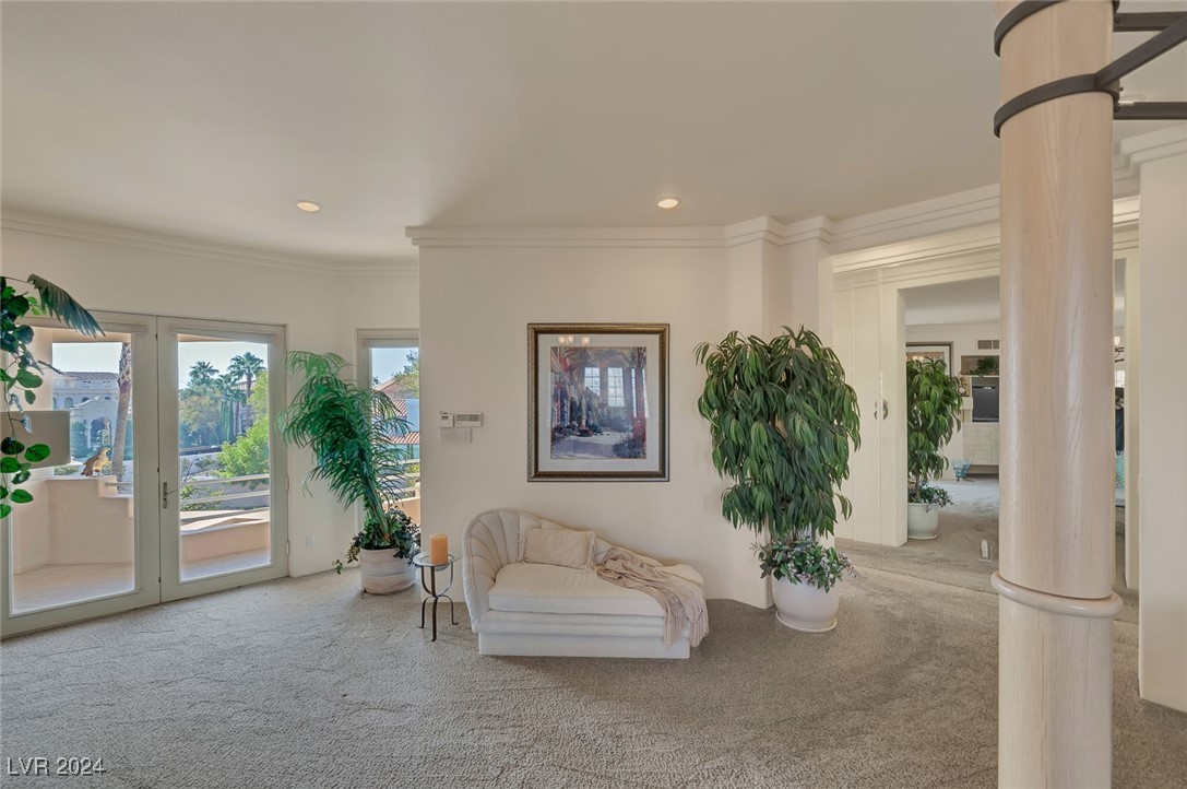 8617 Titleist Circle