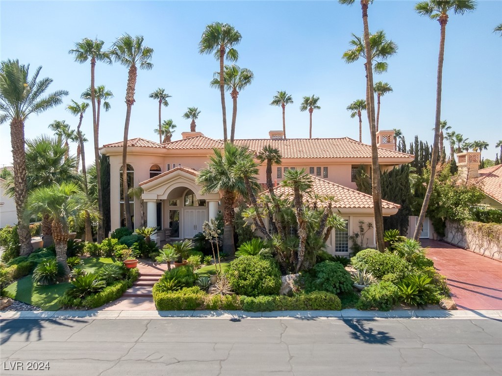 8617 Titleist Circle