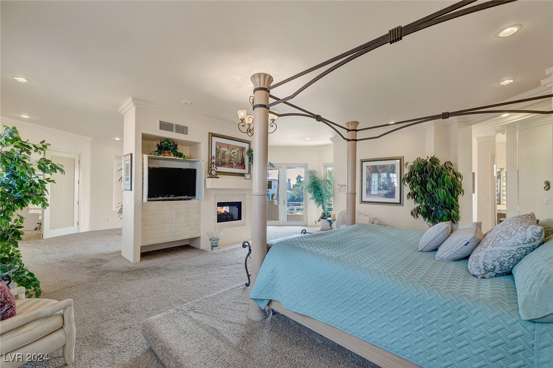 8617 Titleist Circle