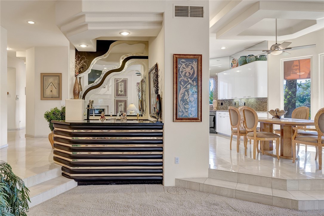 8617 Titleist Circle