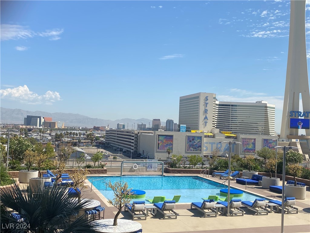 200 West Sahara Avenue 712