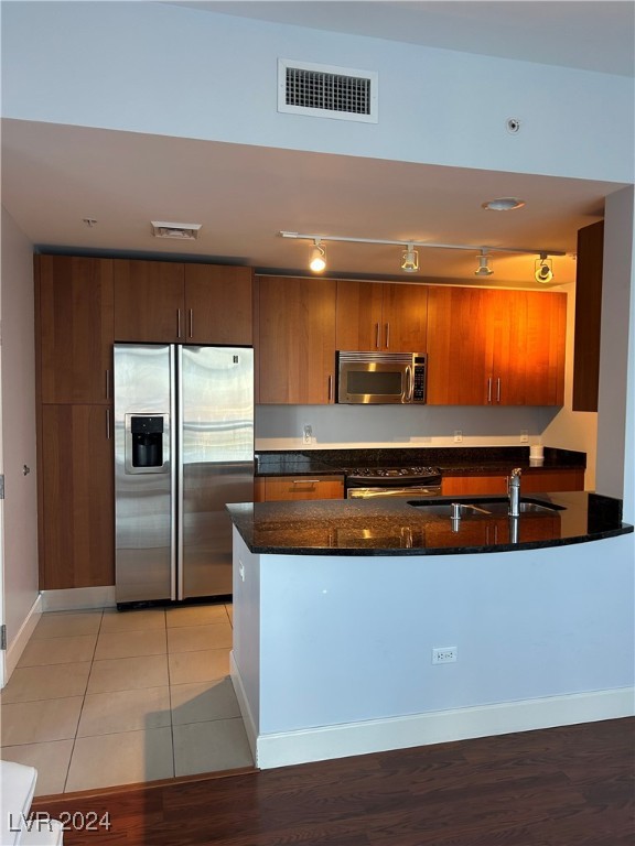 200 West Sahara Avenue 712