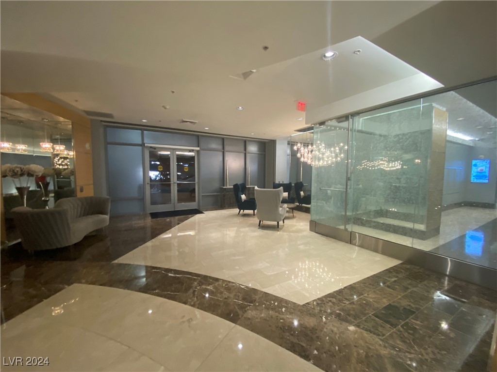 200 West Sahara Avenue 712