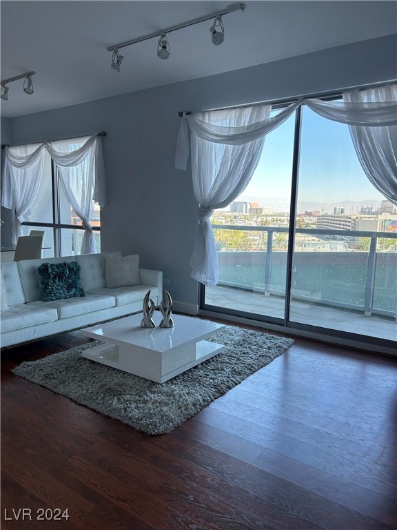 200 West Sahara Avenue 712