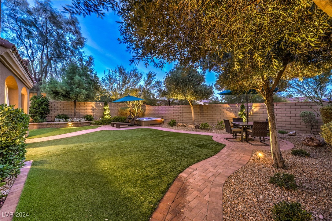 620 Hunter Flat Street