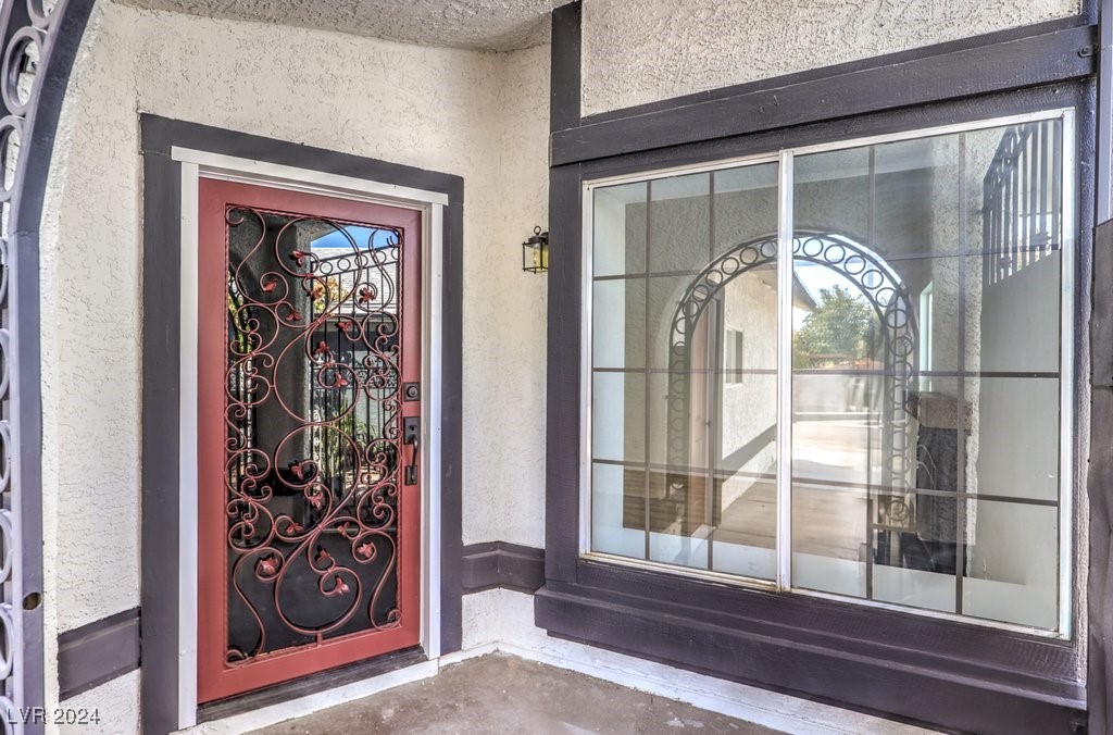 6616 Rhinelander Drive