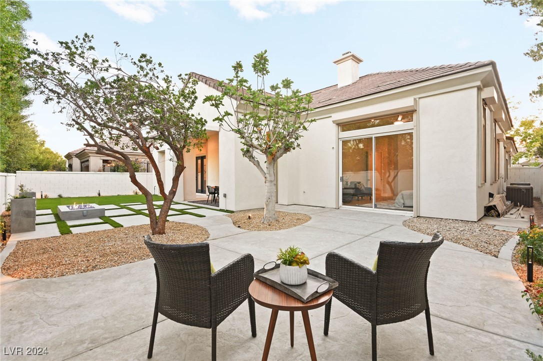 904 Sir James Bridge Way