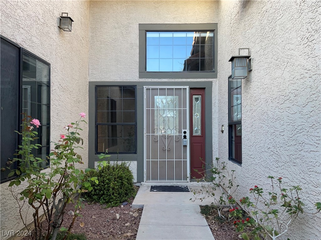 7108 Trading Post Lane