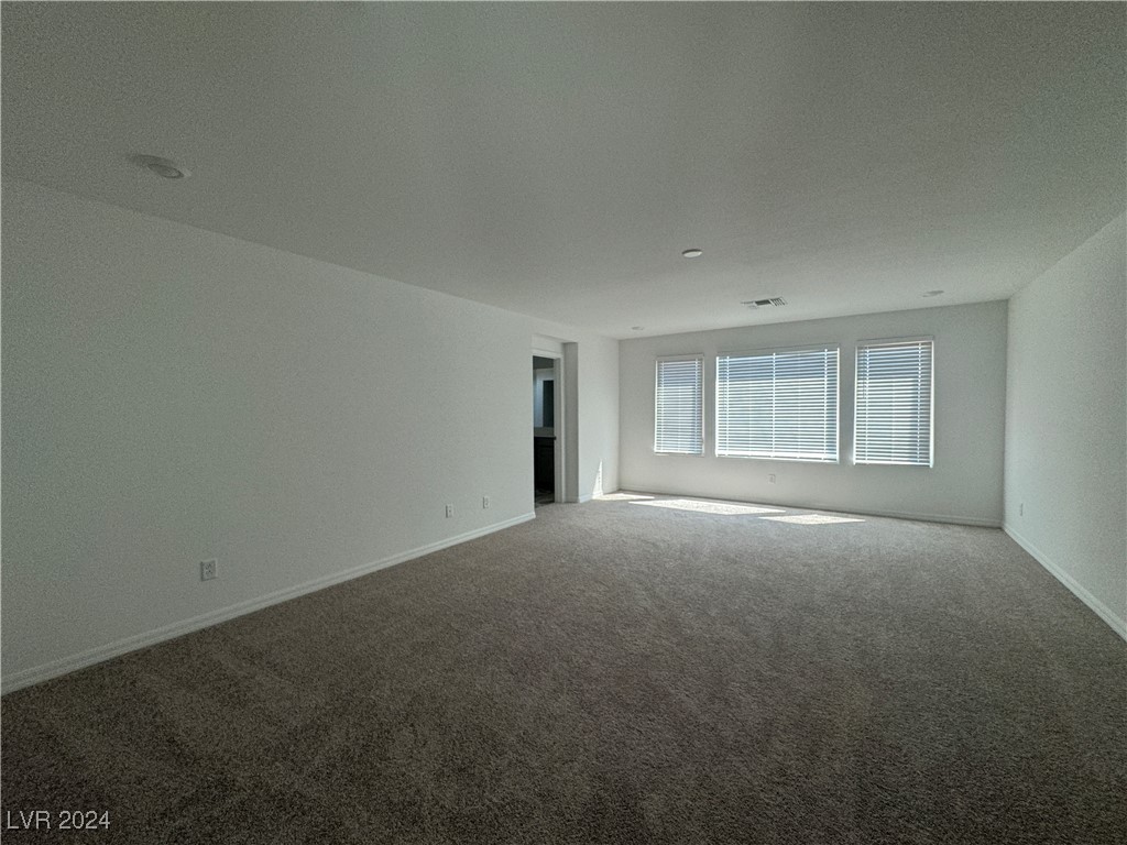 8952 Pemberton Valley Drive