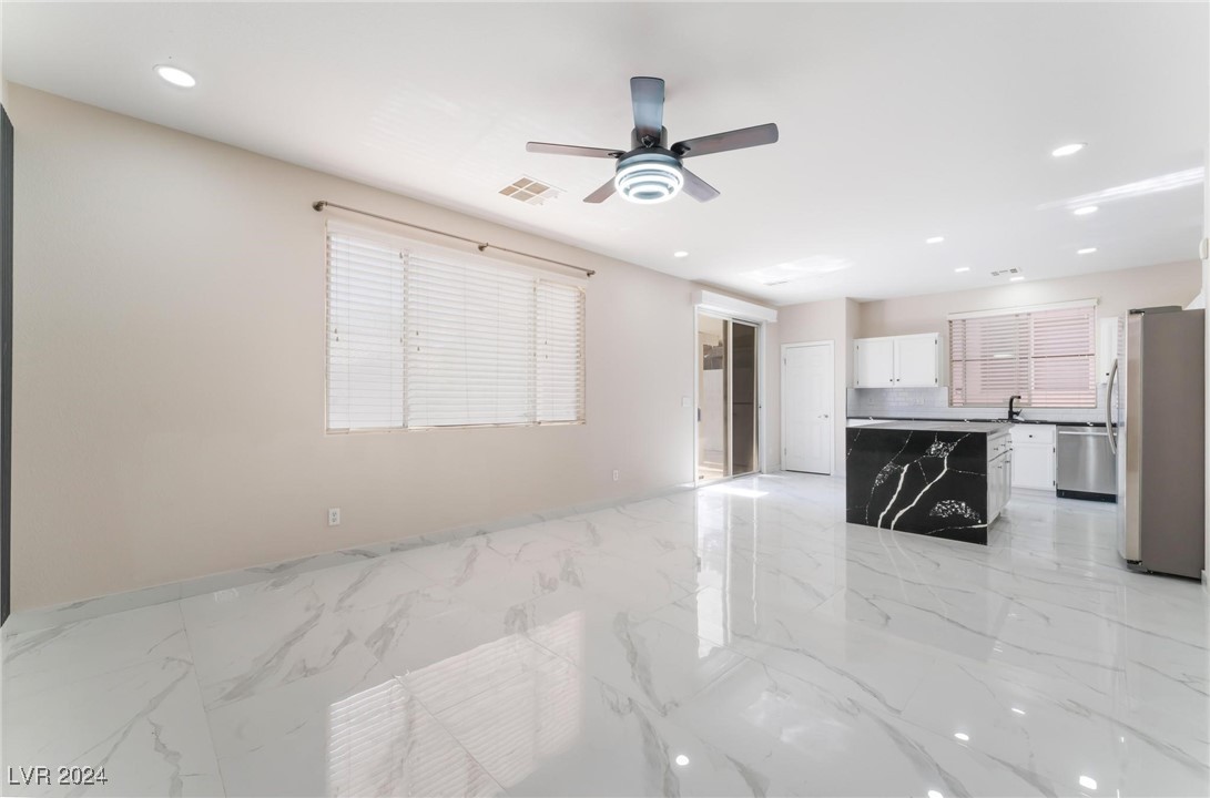 8529 Lost Gold Avenue