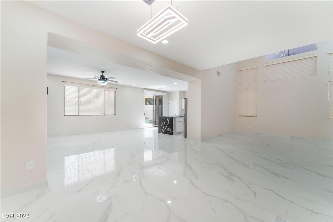 8529 Lost Gold Avenue