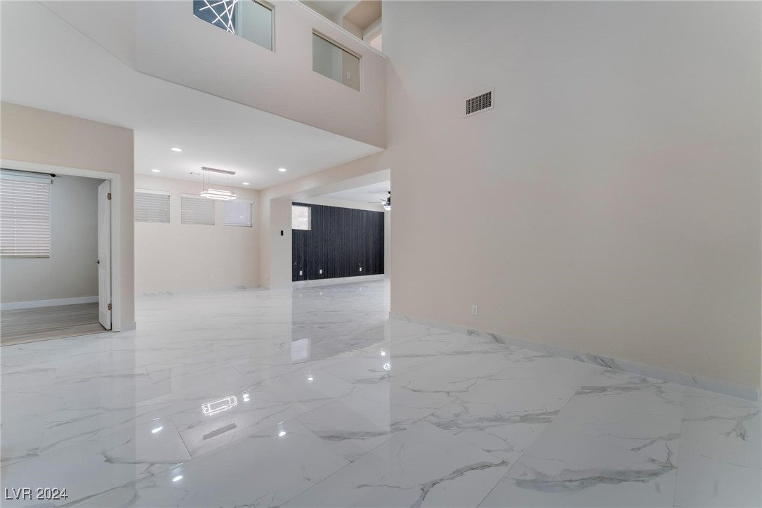 8529 Lost Gold Avenue