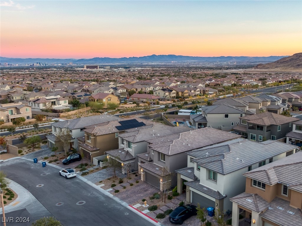 12389 Foxtail Run Avenue