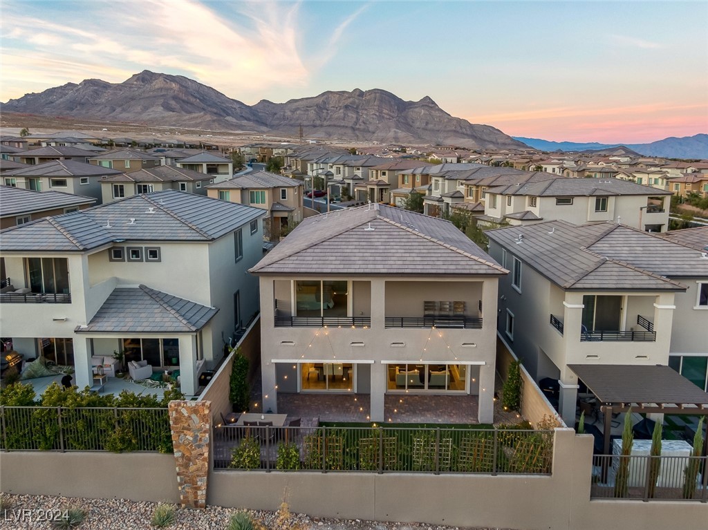 12389 Foxtail Run Avenue