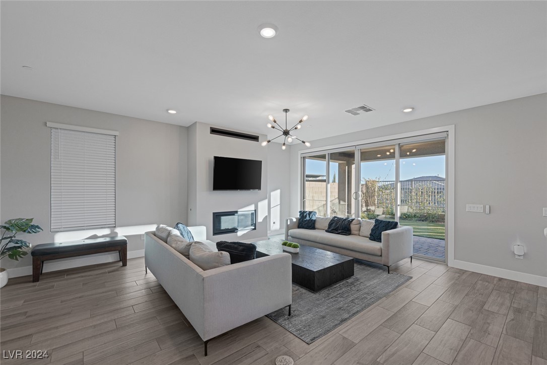 12389 Foxtail Run Avenue