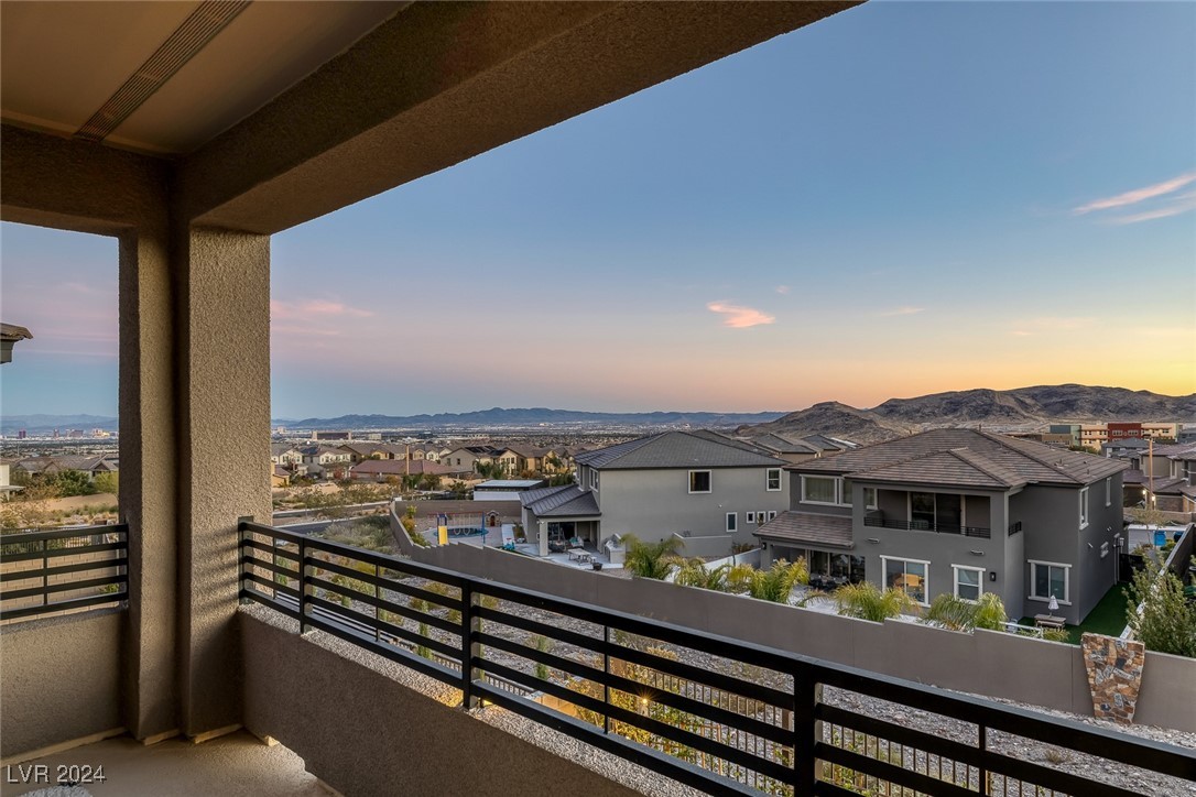 12389 Foxtail Run Avenue