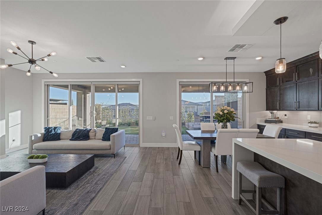 12389 Foxtail Run Avenue