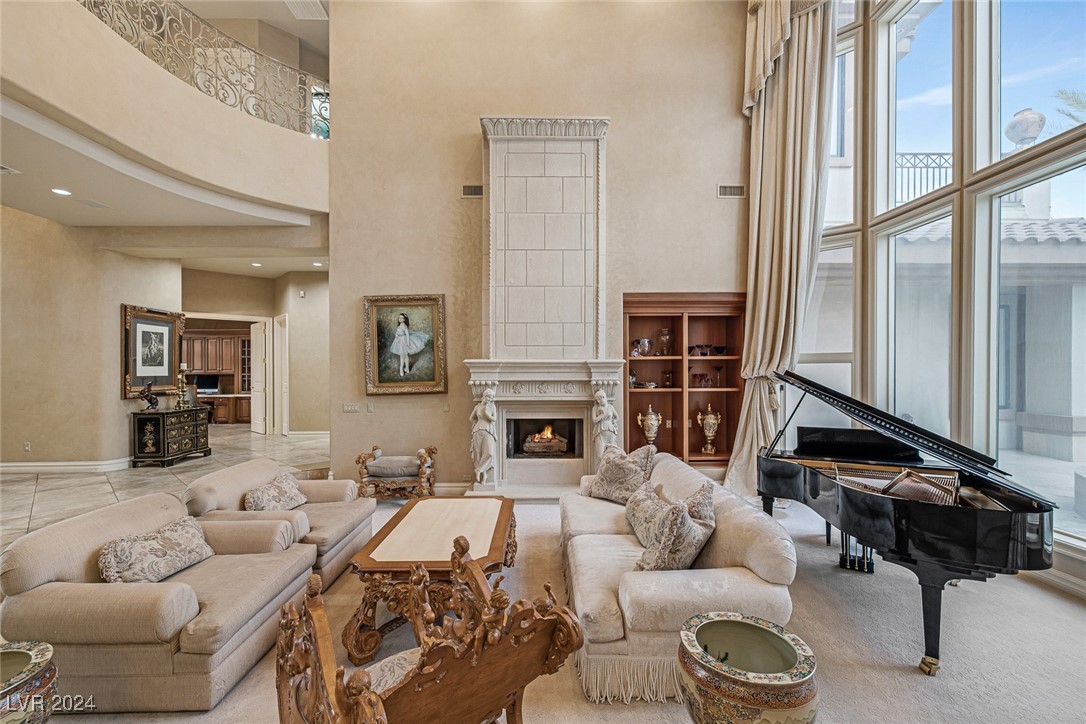 8905 Greensboro Lane