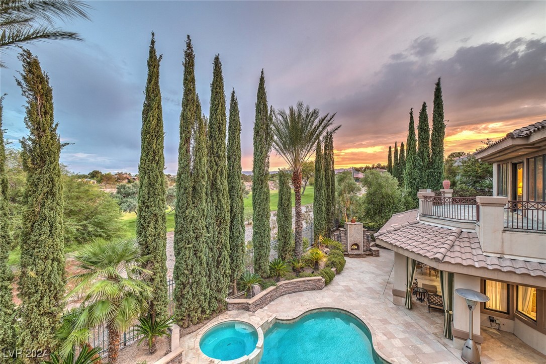 8905 Greensboro Lane