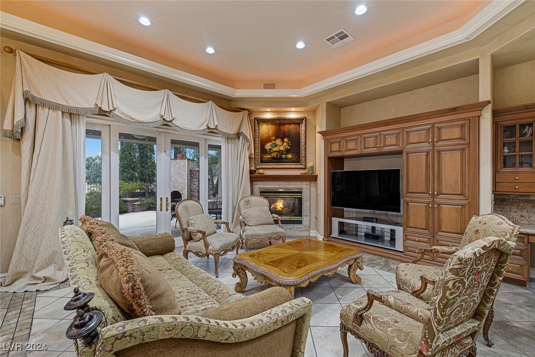 8905 Greensboro Lane
