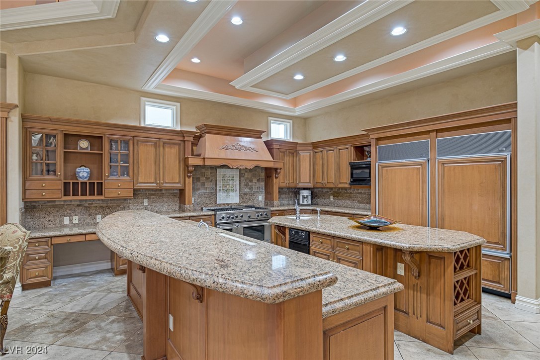 8905 Greensboro Lane