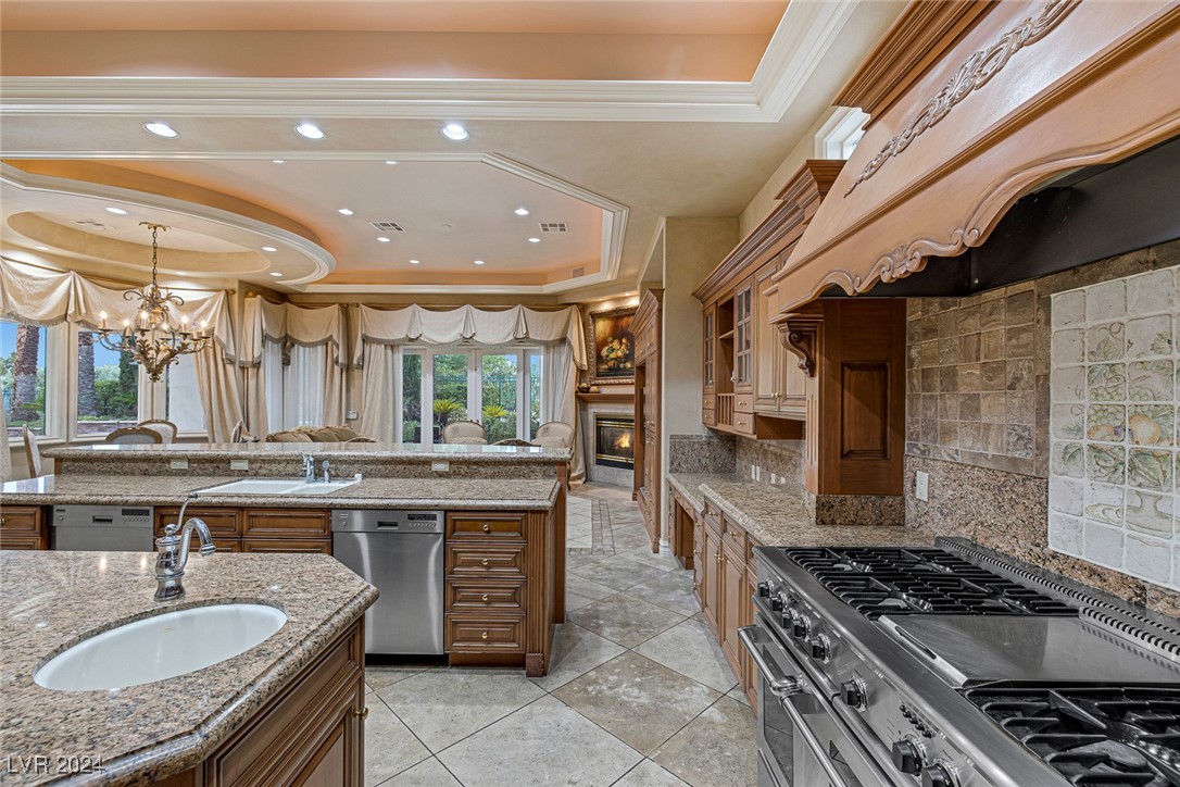 8905 Greensboro Lane