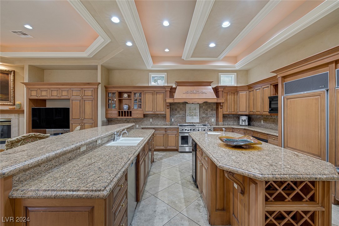8905 Greensboro Lane