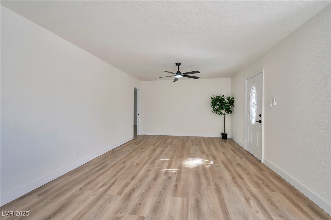 1445 Cottonwood Place