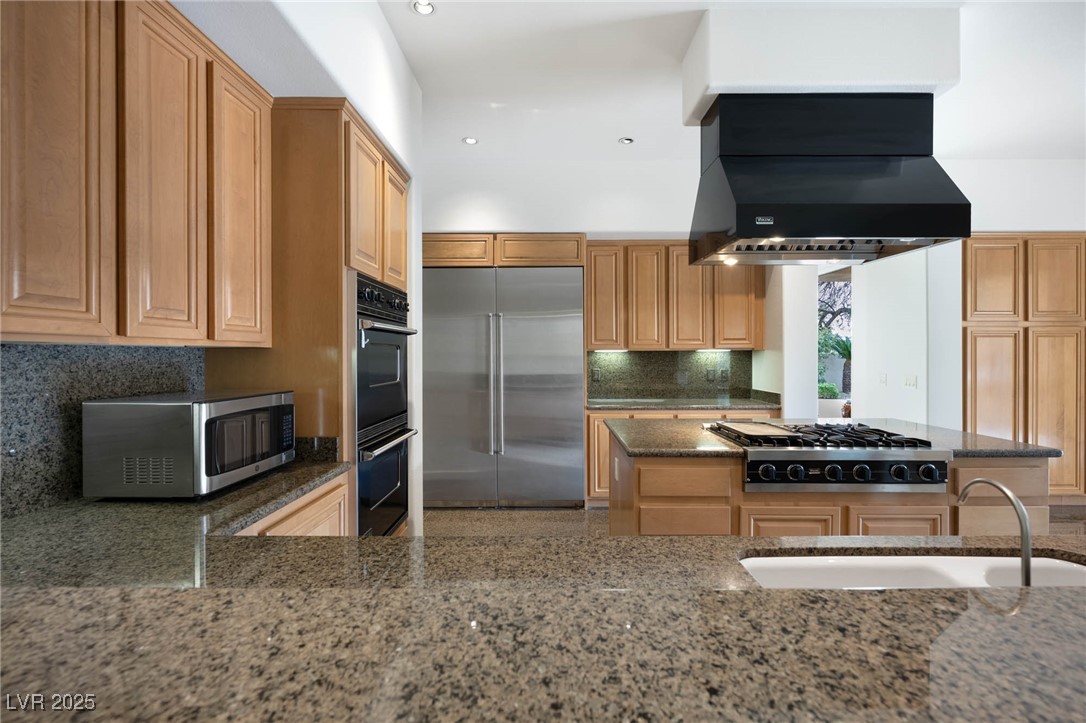 2475 Grassy Spring Place